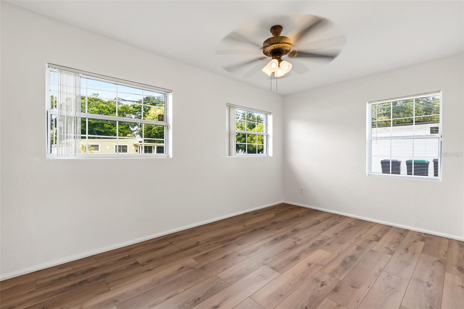 AZALEA PARK SEC 03 - Residential