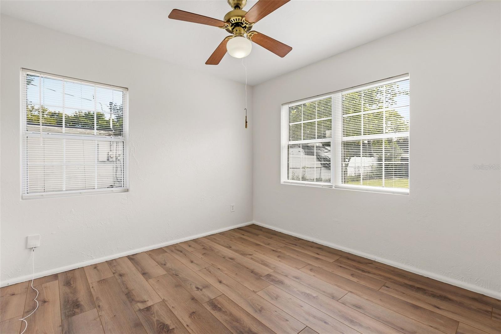 AZALEA PARK SEC 03 - Residential