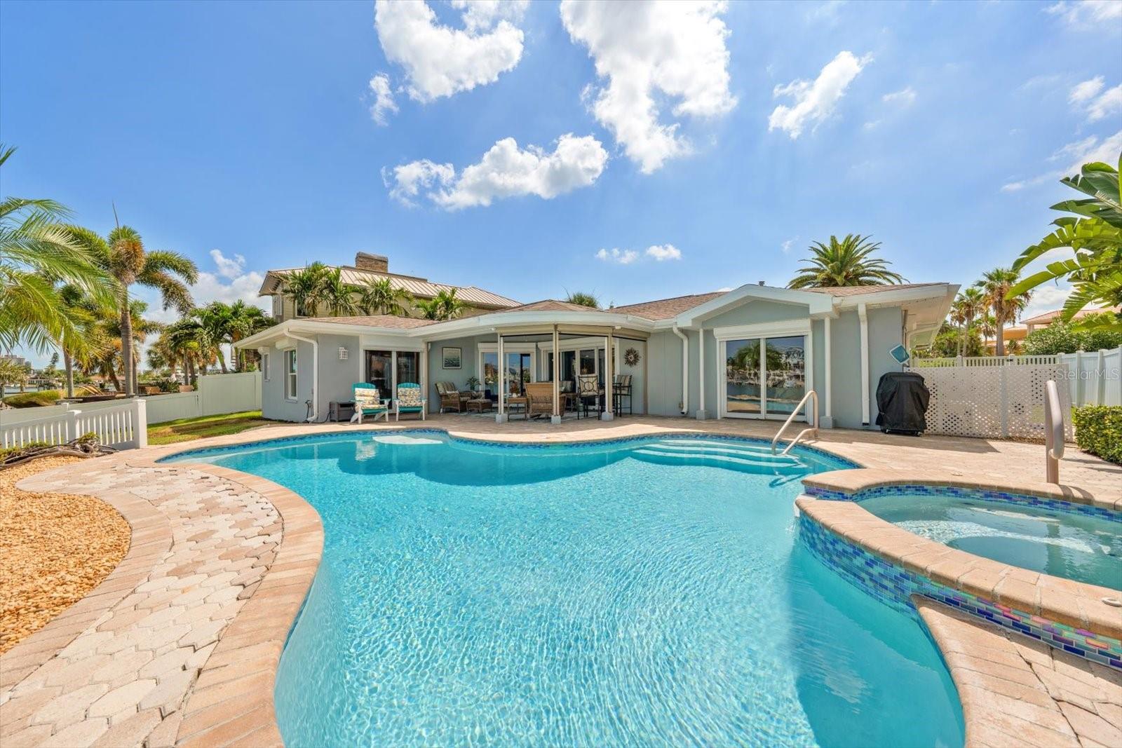 BELLEVUE ESTATES ISLAND 2ND ADD - Residential