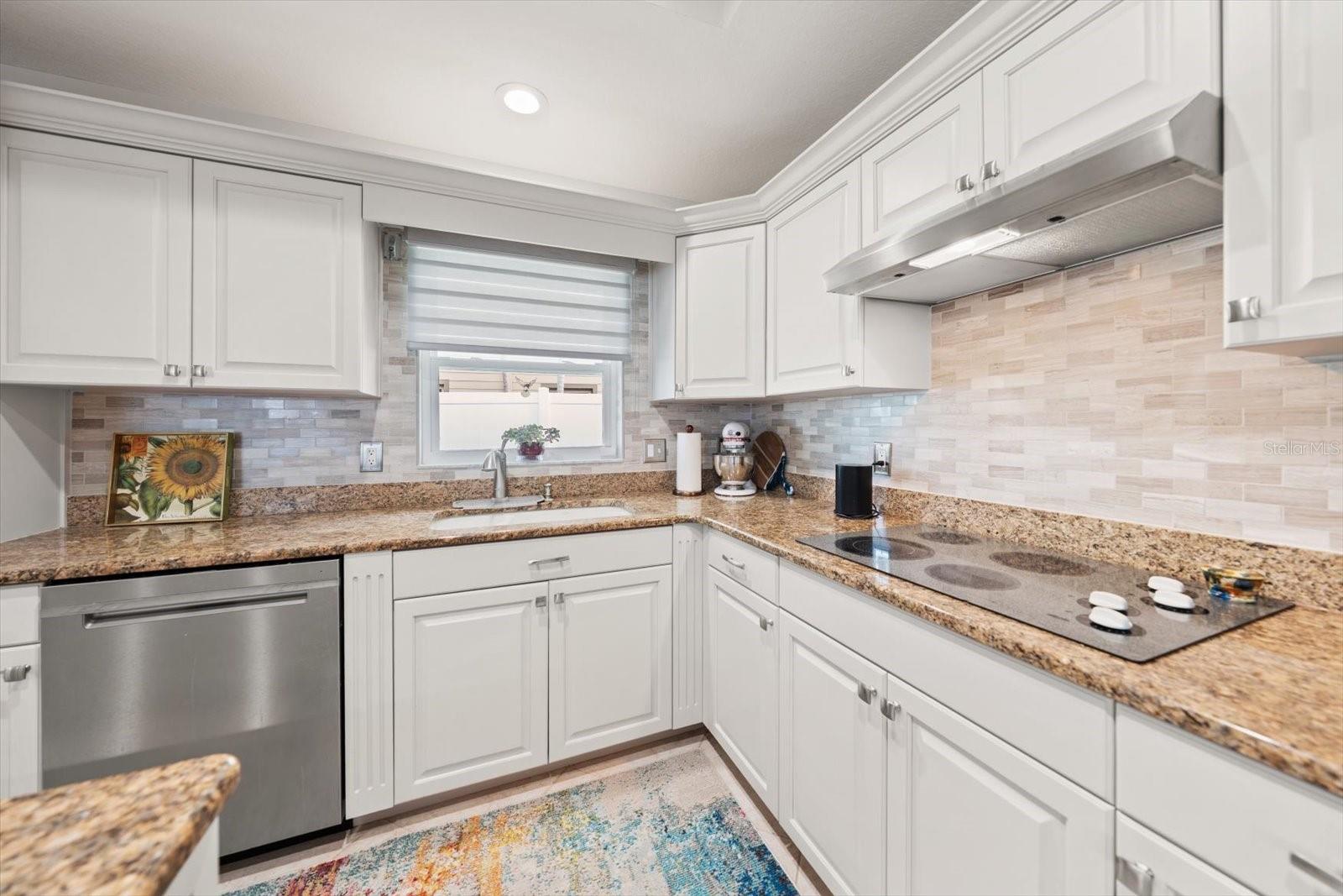 BELLEVUE ESTATES ISLAND 2ND ADD - Residential