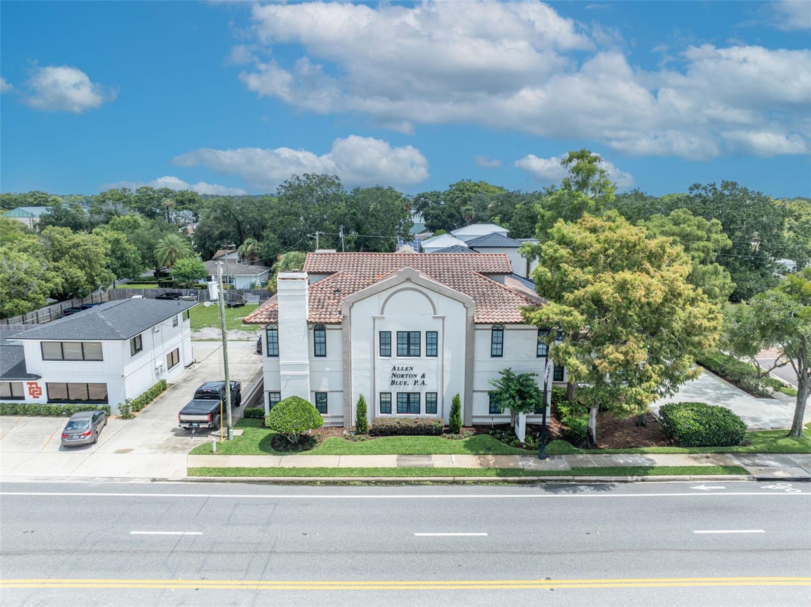 KILLARNEY ESTATES - Commercial Sale