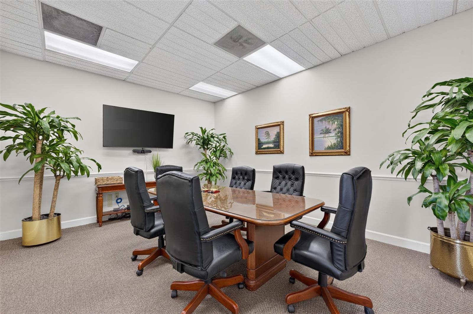 KILLARNEY ESTATES - Commercial Sale