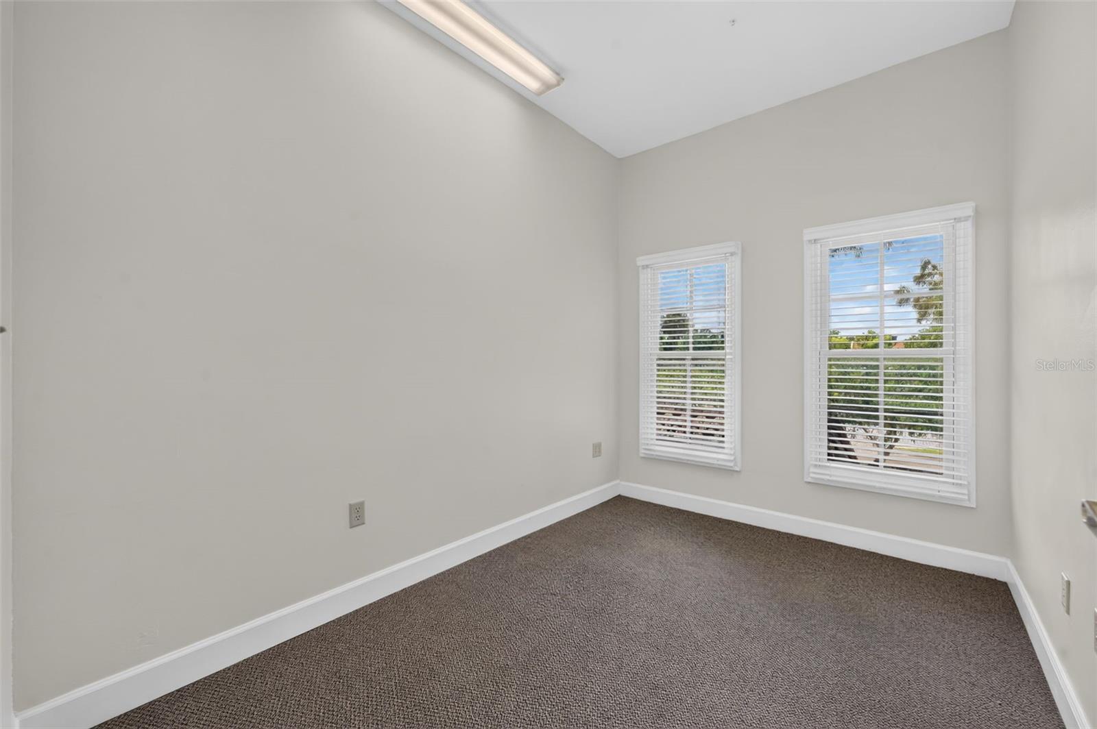 KILLARNEY ESTATES - Commercial Sale