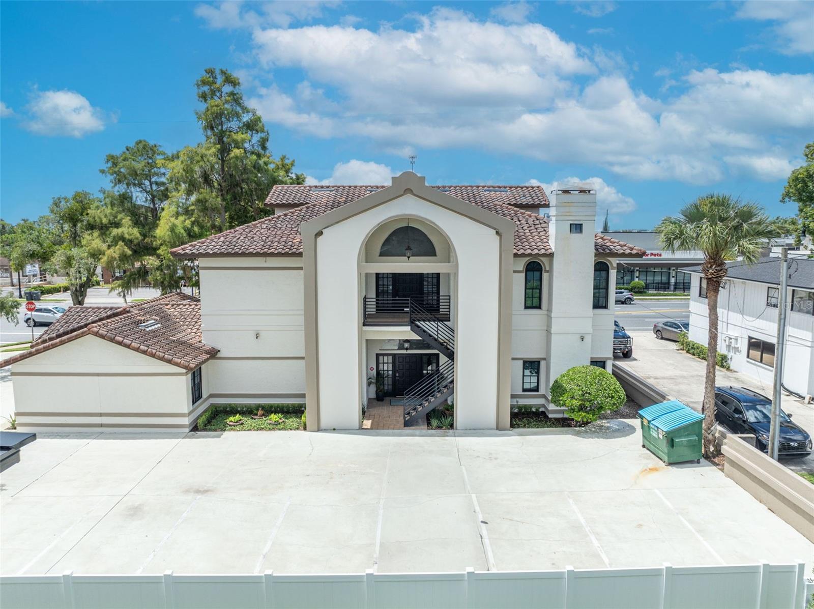 KILLARNEY ESTATES - Commercial Sale