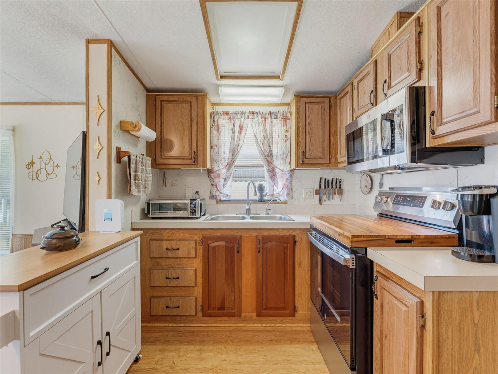 CAMP A WYLE RV RESORT - Residential
