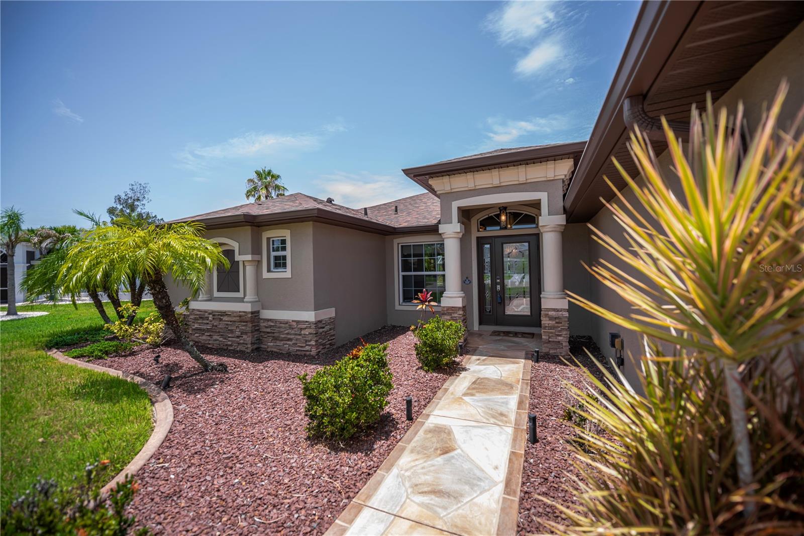 PUNTA GORDA ISLES SEC 20 - Residential
