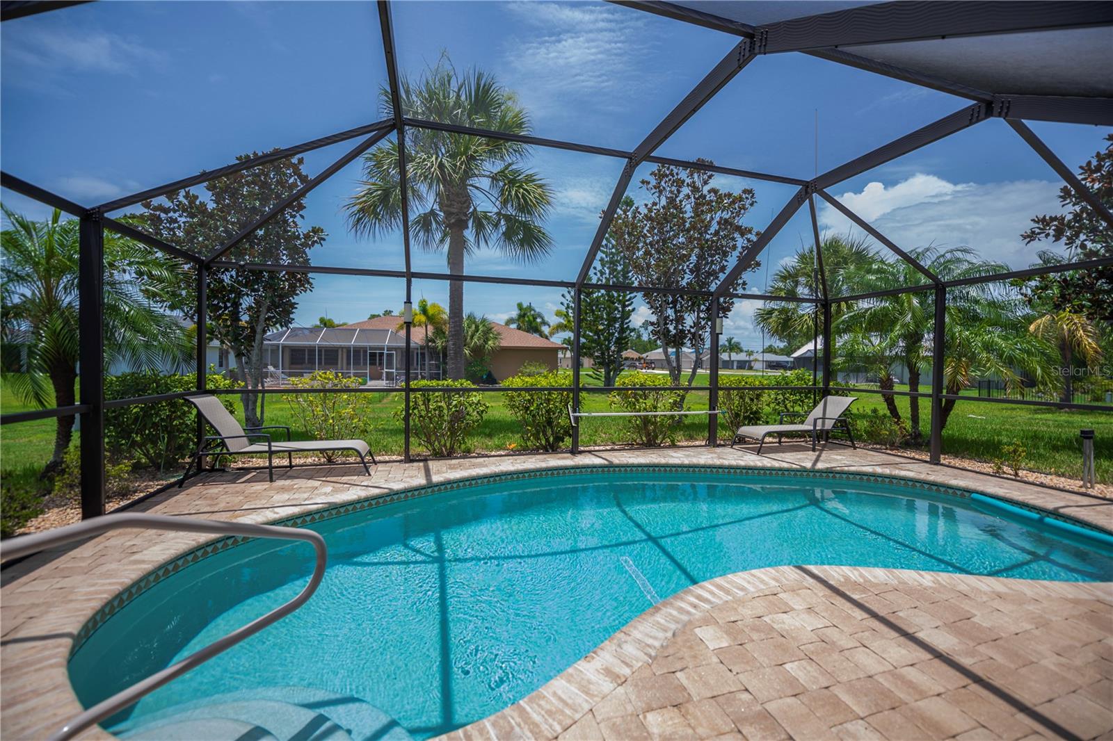 PUNTA GORDA ISLES SEC 20 - Residential