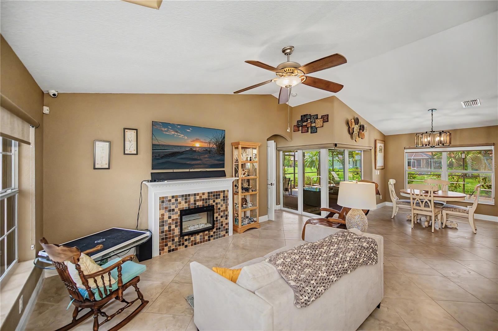 PUNTA GORDA ISLES SEC 20 - Residential