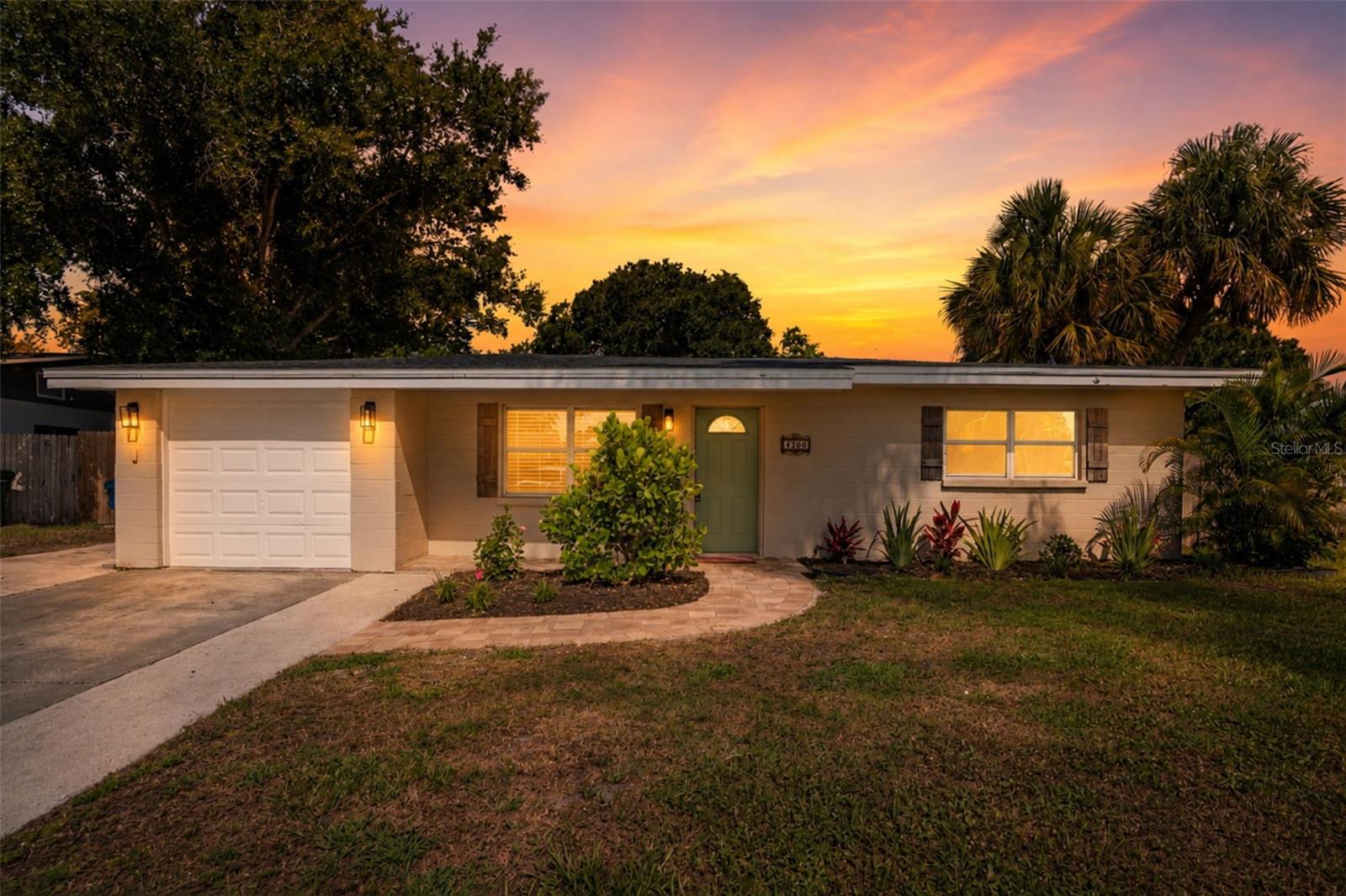 SOUTH GATE RIDGE 02 - Residential