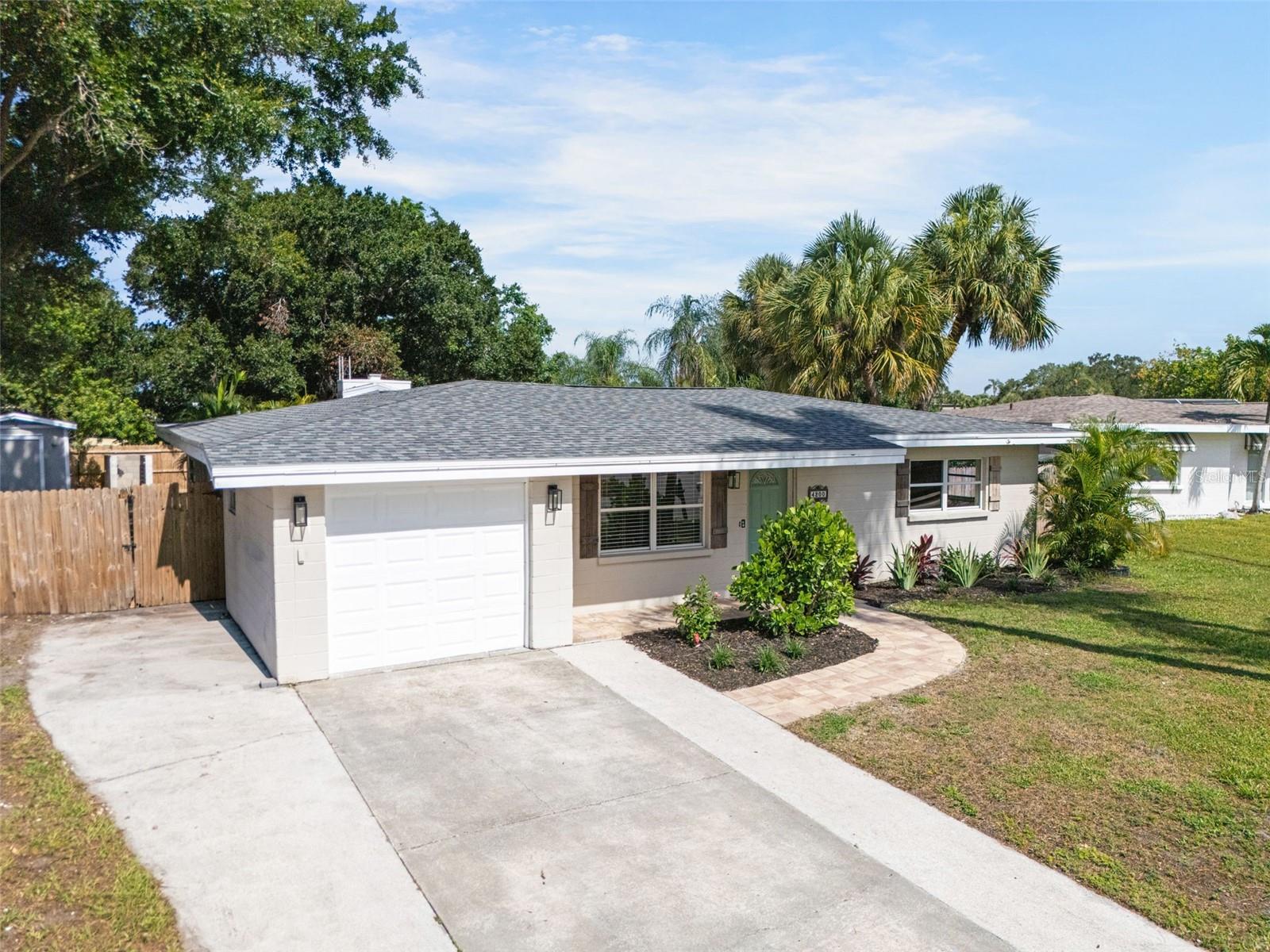 SOUTH GATE RIDGE 02 - Residential