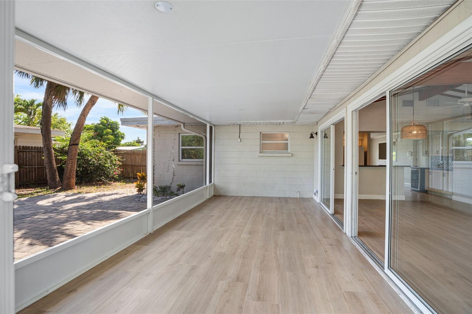 SOUTH GATE RIDGE 02 - Residential