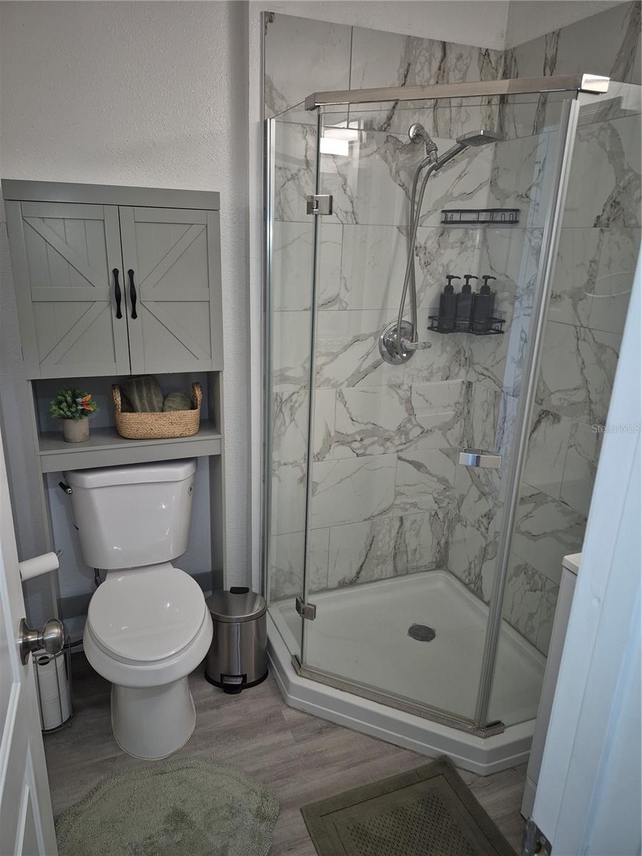 TOWNN COUNTRY PARK UN 12 - Residential Lease