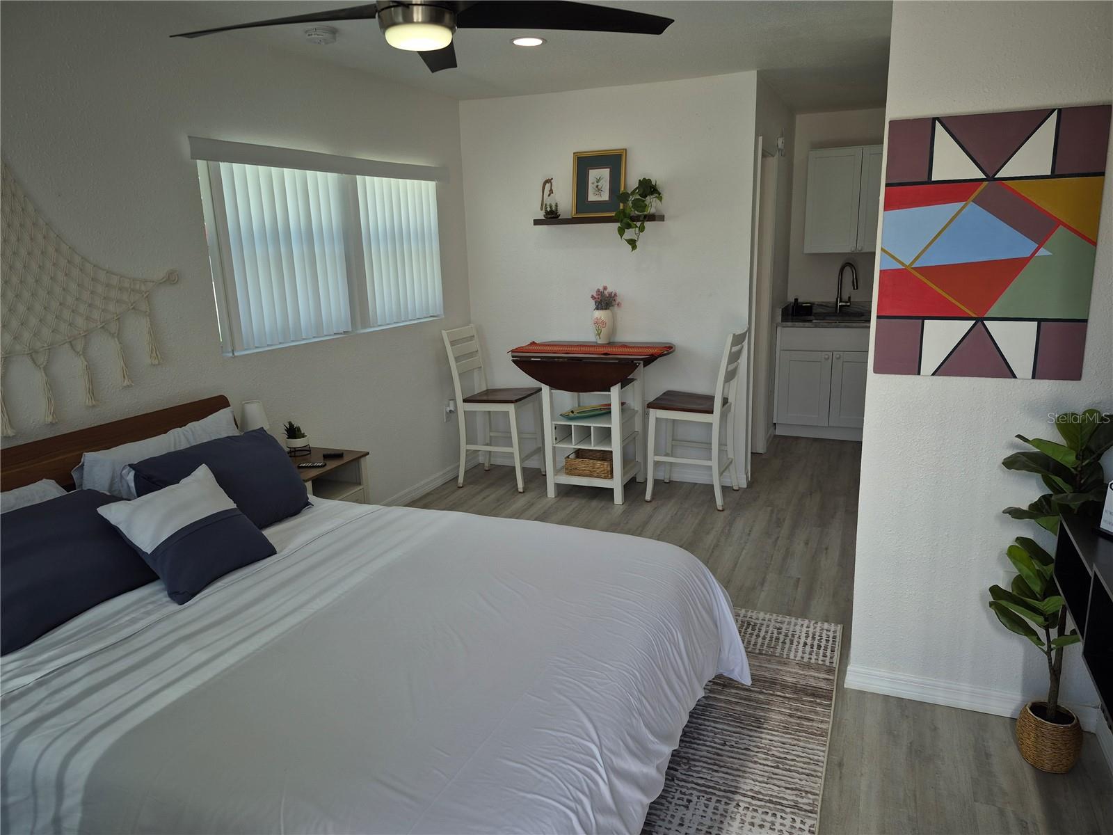 TOWNN COUNTRY PARK UN 12 - Residential Lease