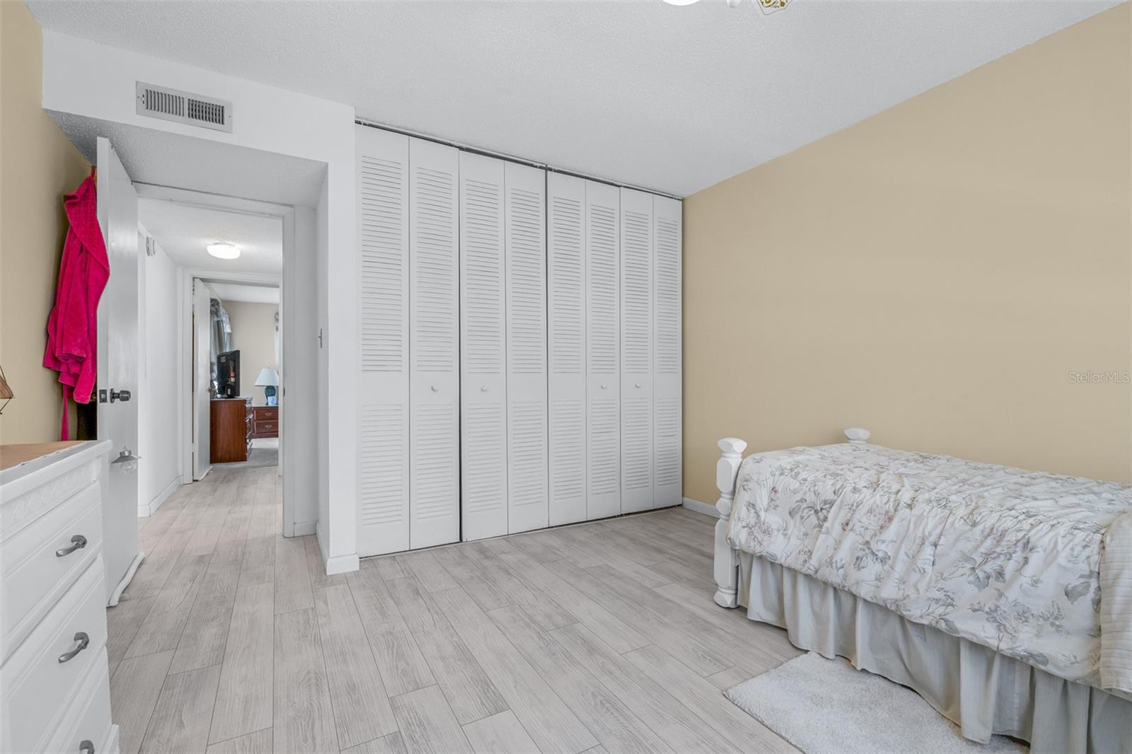 BOULEVARD CLUB THE CONDO - Residential