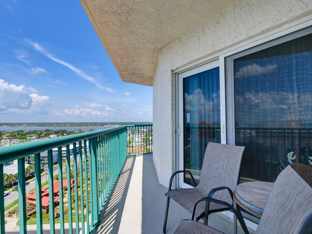 TOWERS GRANDE CONDO - Residential