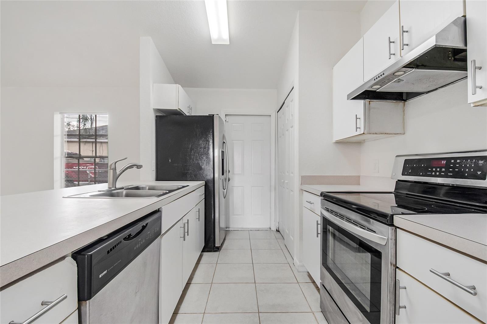 SUNSET PARK EXT - Residential