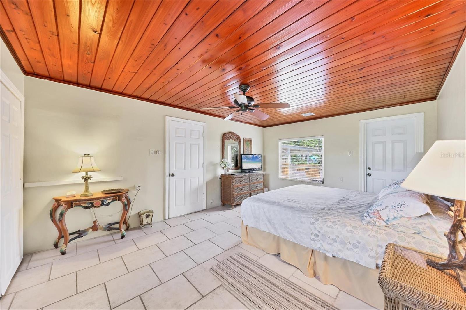 TYLER & DARLING ADD 01 - Residential Income