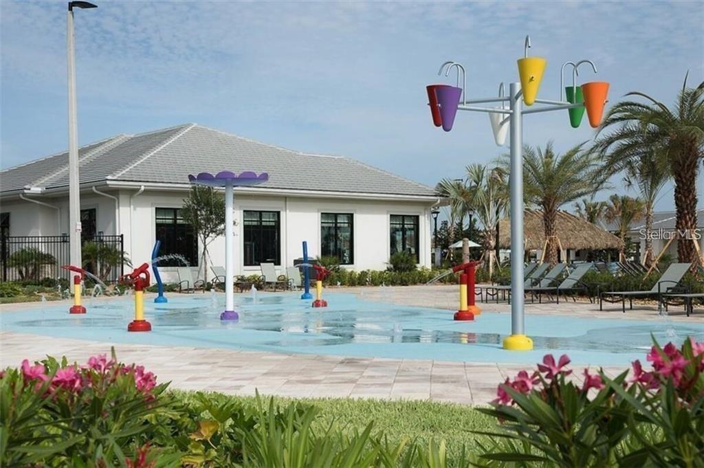 THE TERRACES AT STOREY LAKE CONDO 2 PH 5 - Residential