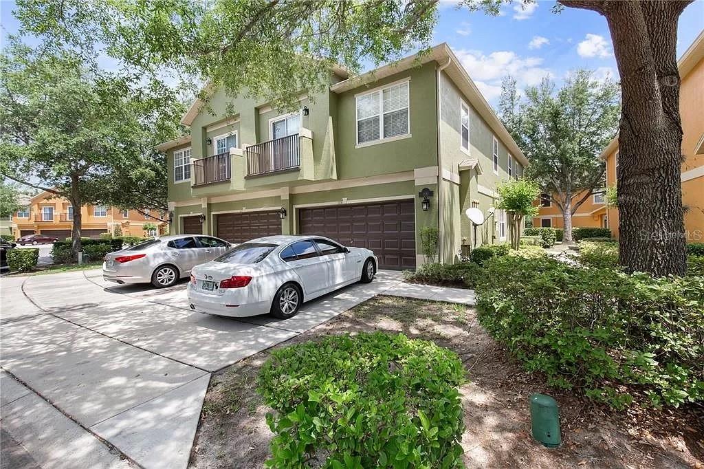 MAGNOLIA CLUB - Residential Lease