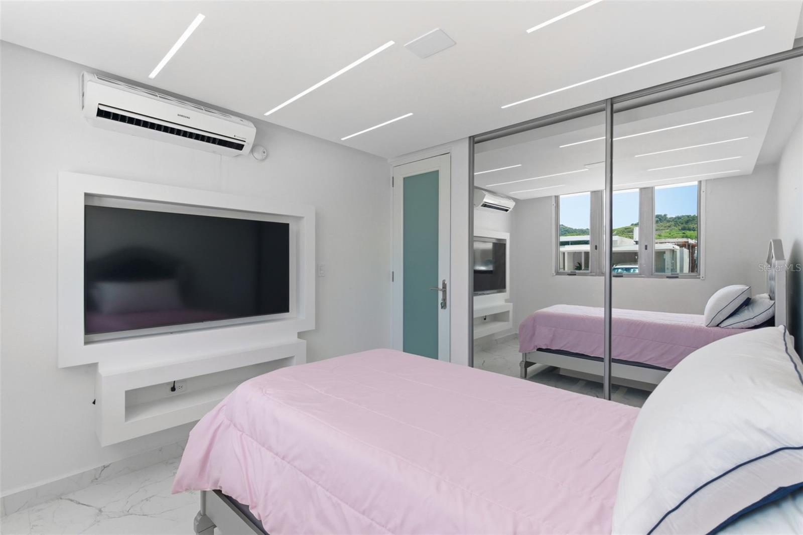 MONTECIELO - Residential