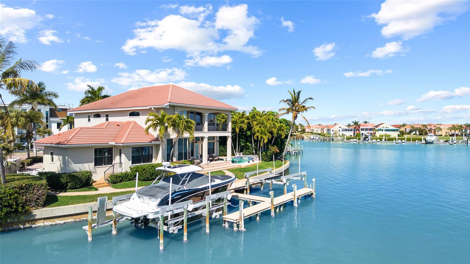 BAYWAY ISLES - Residential