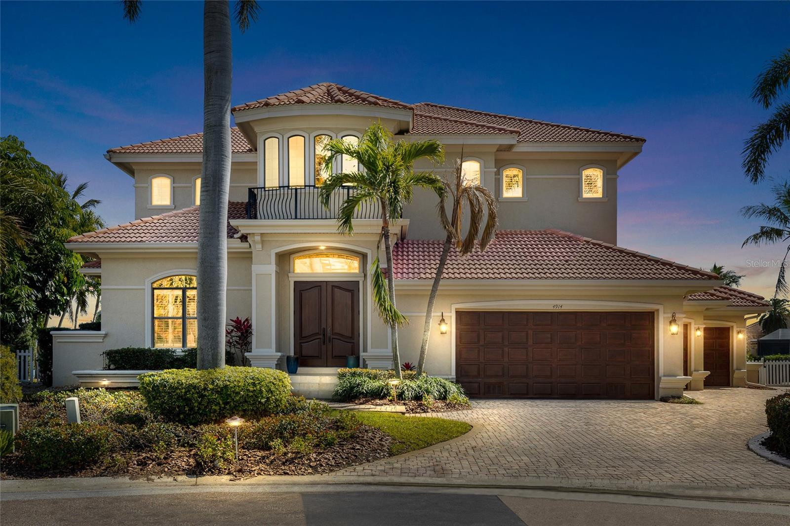 BAYWAY ISLES - Residential