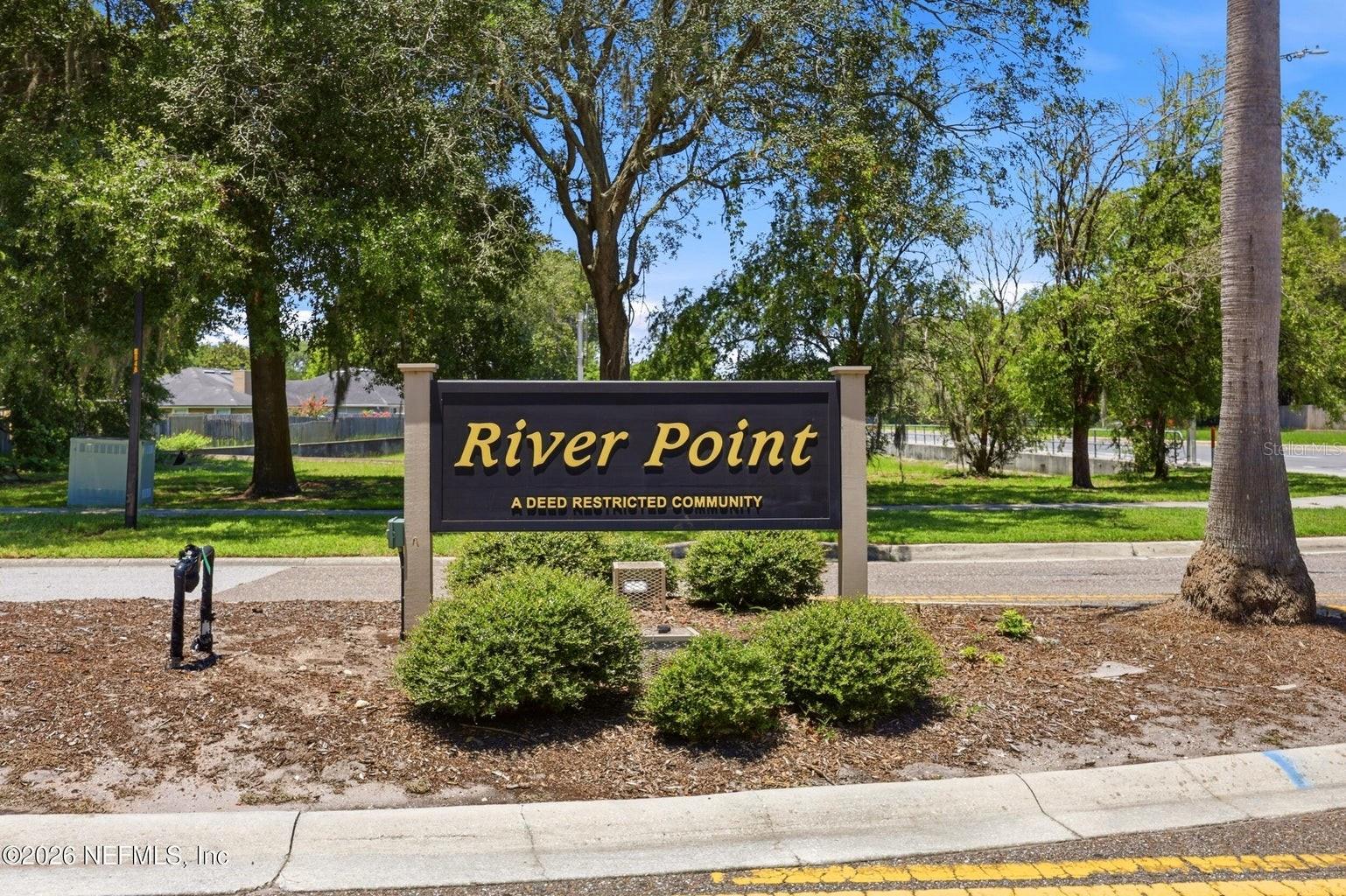 RIVER POINT - Residential