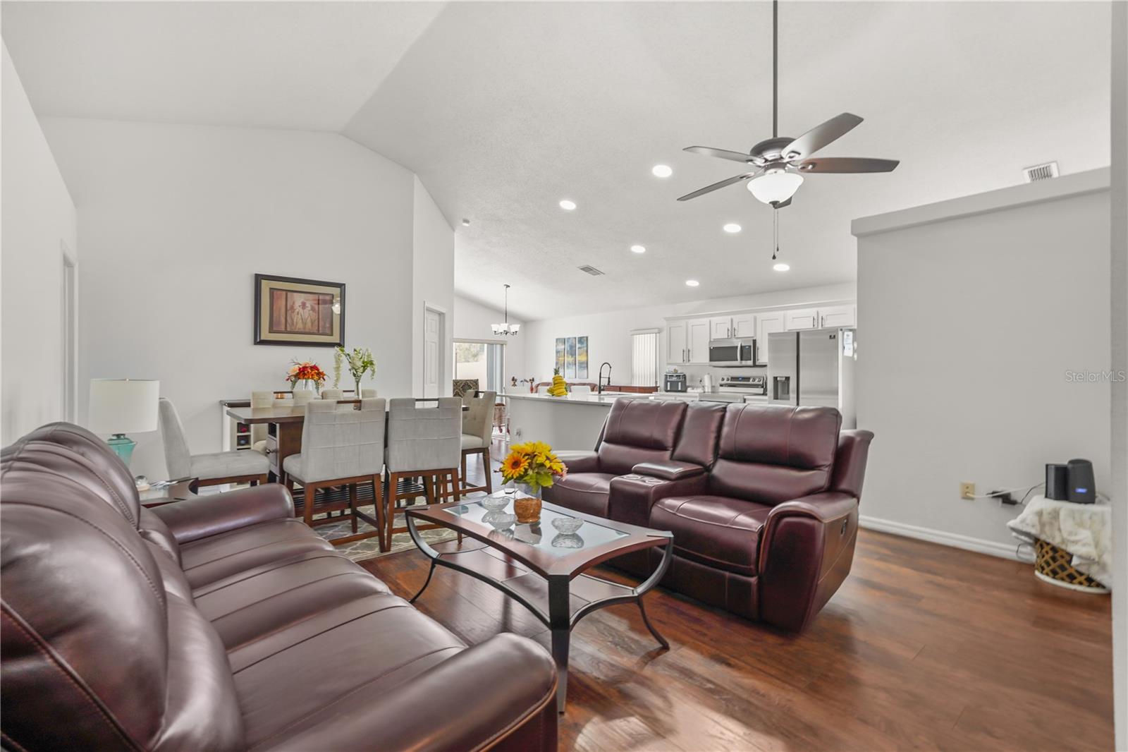 FLORIDA PINES PH 01 - Residential