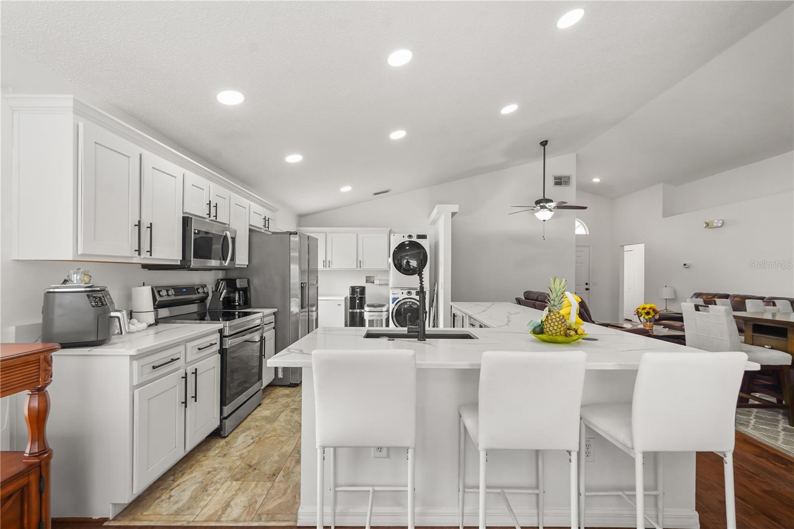 FLORIDA PINES PH 01 - Residential