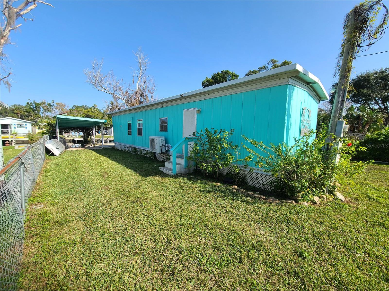 WEEKI WACHEE GARDENS - Land