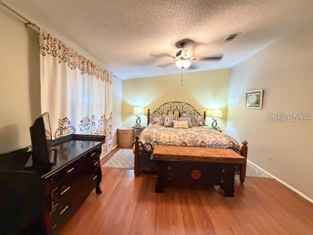 LADY LAKE ORANGE BLOSSOM GARDENS UNIT 14 - Residential Lease