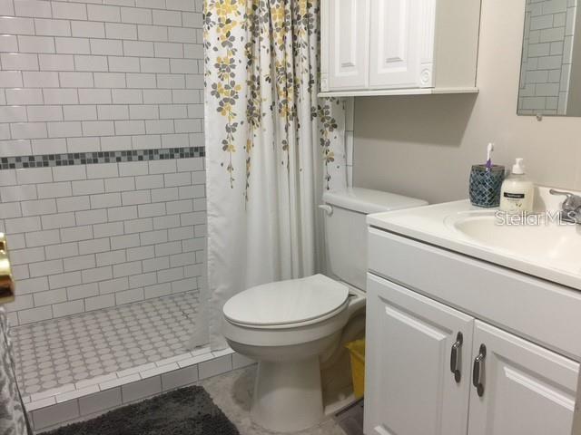 LADY LAKE ORANGE BLOSSOM GARDENS UNIT 14 - Residential Lease