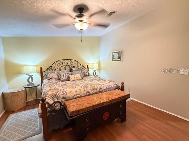 LADY LAKE ORANGE BLOSSOM GARDENS UNIT 14 - Residential Lease