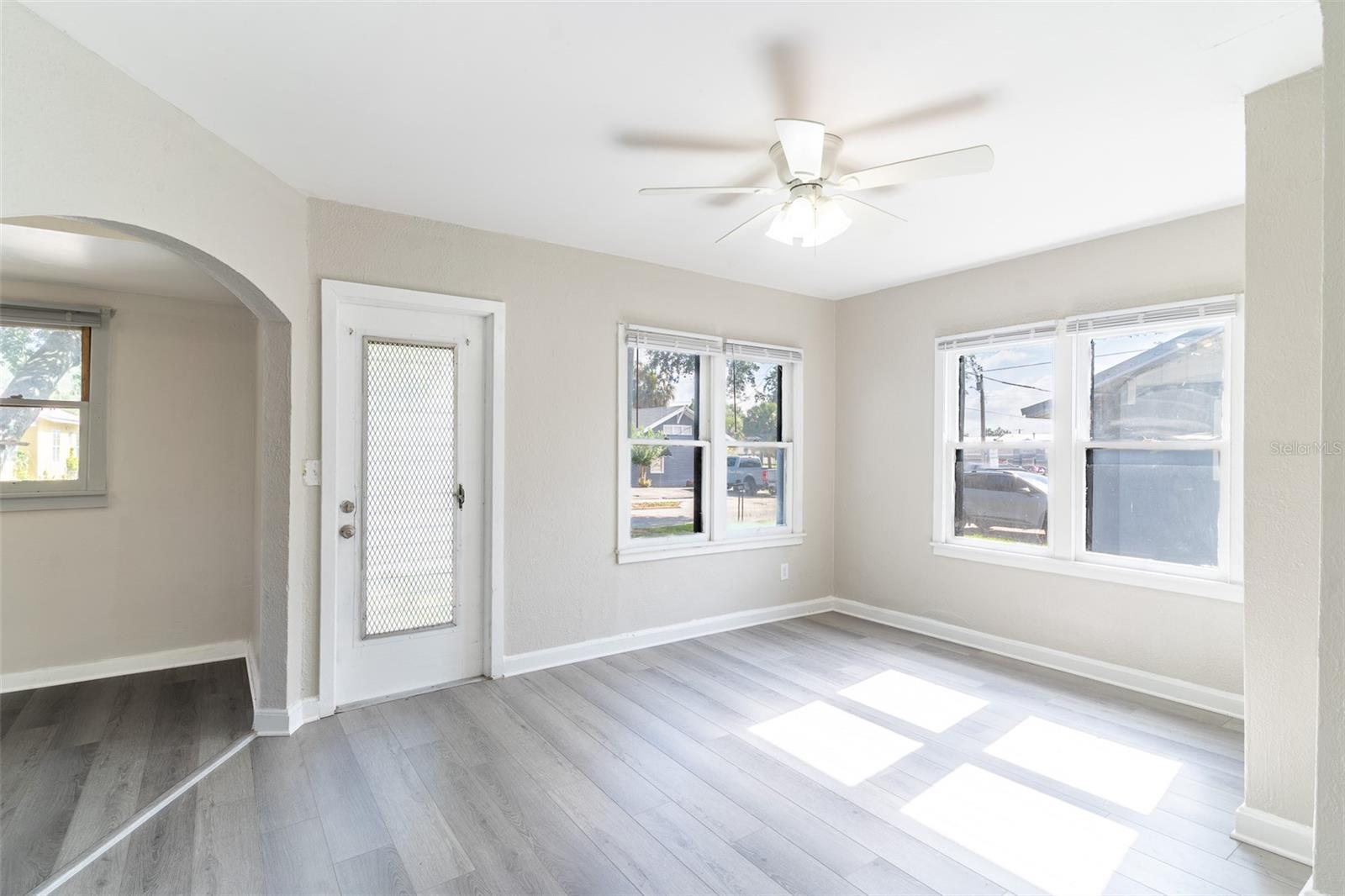 SOUTH COLLEGE ADD REV - Residential Lease