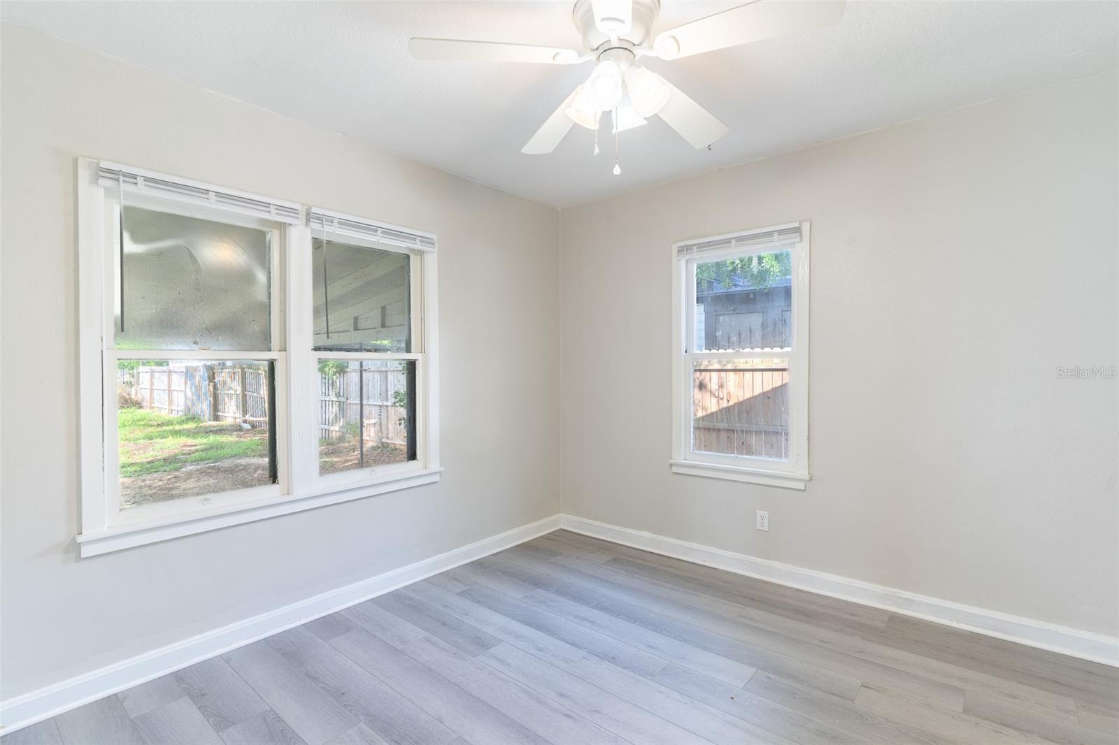 SOUTH COLLEGE ADD REV - Residential Lease