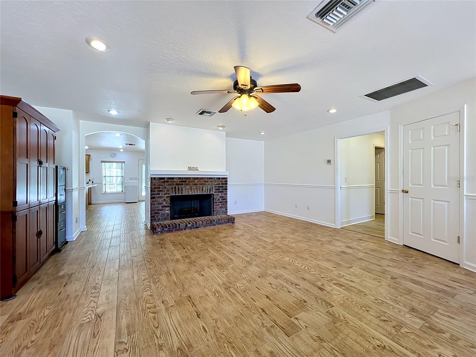 CURRYVILLE WOODS - Residential