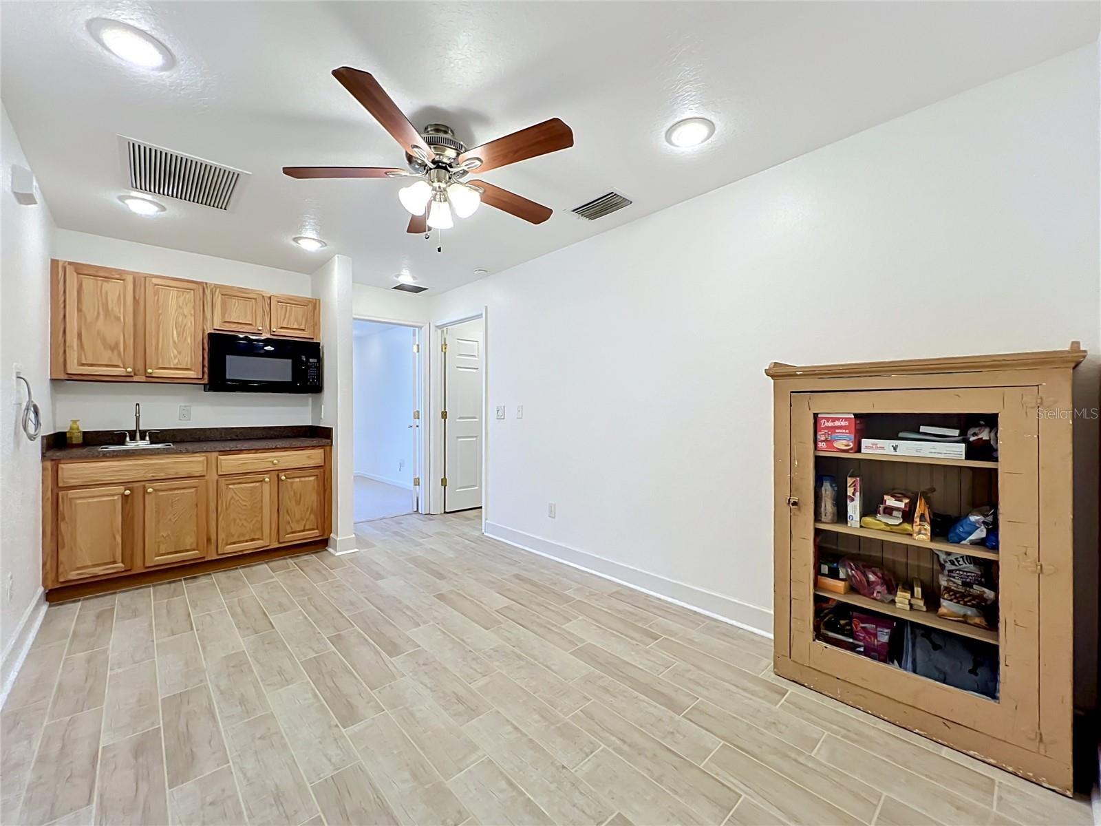 CURRYVILLE WOODS - Residential