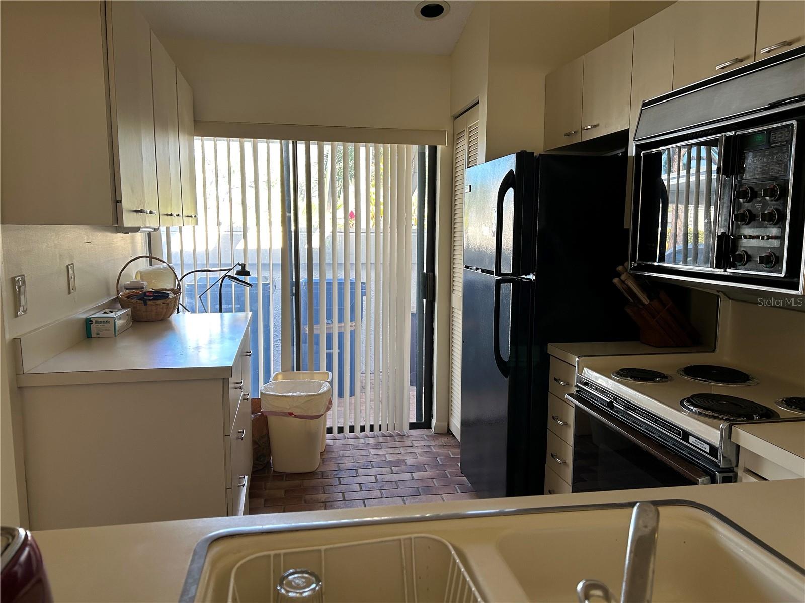 SOMERSET - Residential