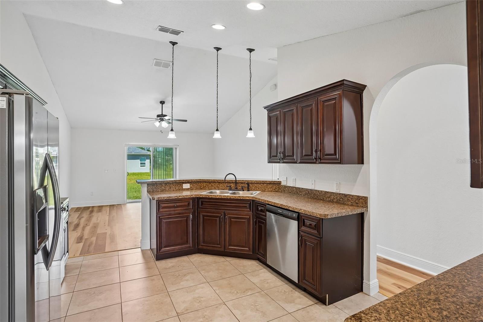 MARION OAKS UN 03 - Residential