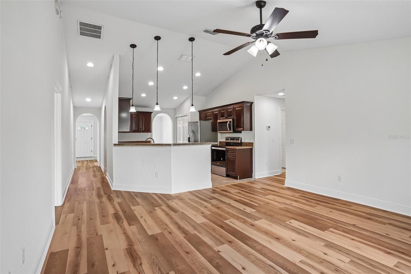 MARION OAKS UN 03 - Residential