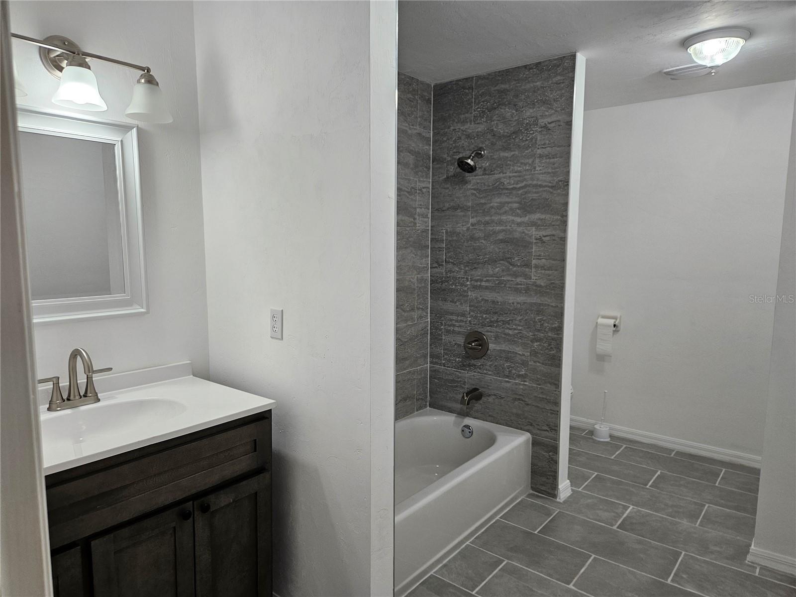 EAST WILLISTON - Residential