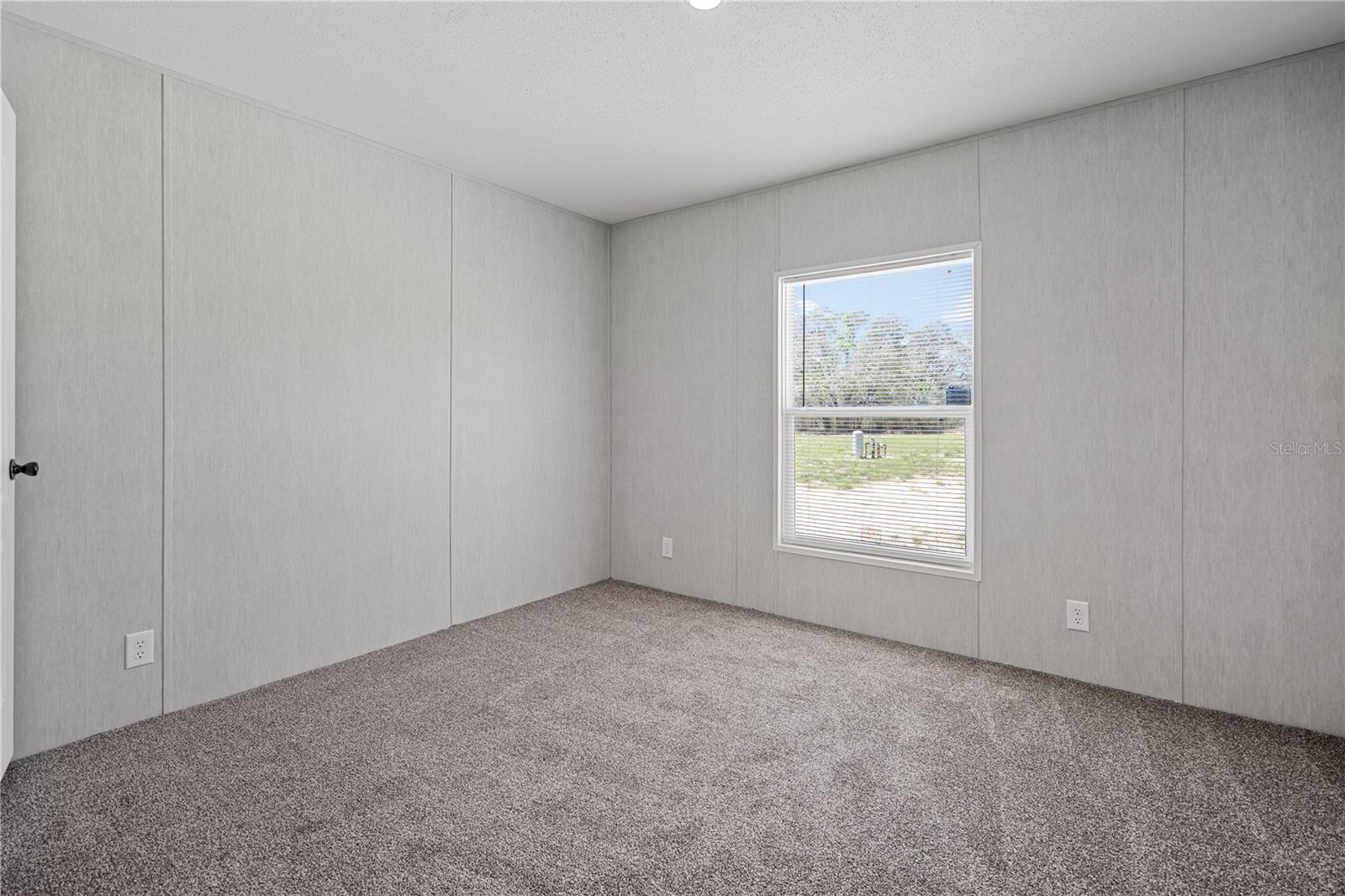 UNIVERSITY ESTATES - Residential