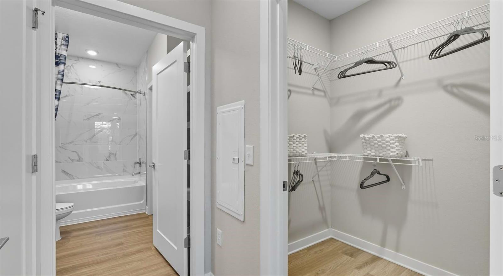 BAINBRIDGE WESLEY CHAPEL - Residential Lease