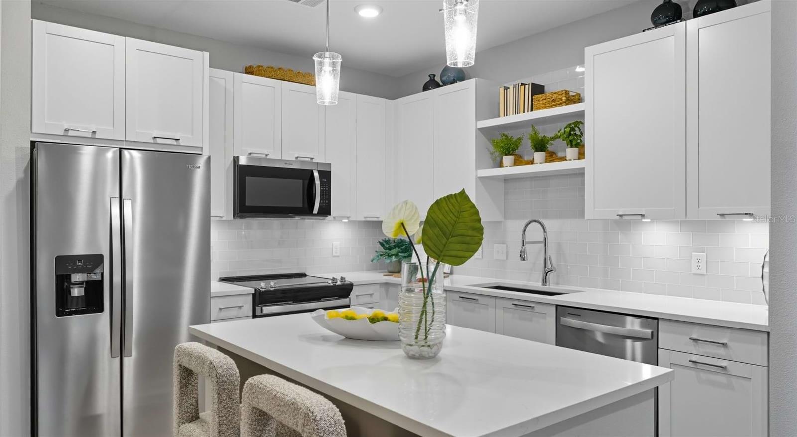 BAINBRIDGE WESLEY CHAPEL - Residential Lease