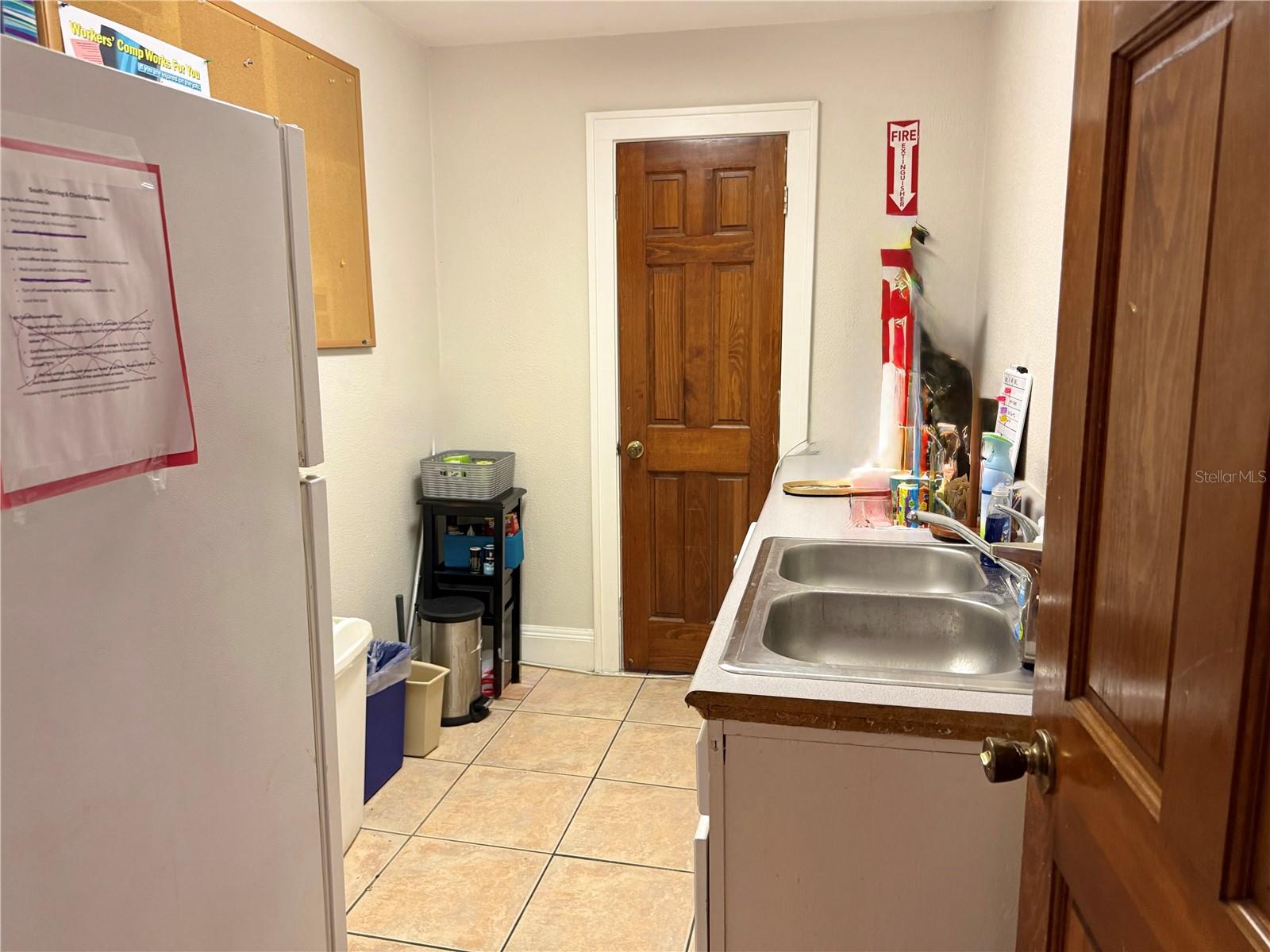 WASHINGTONS - Commercial Sale