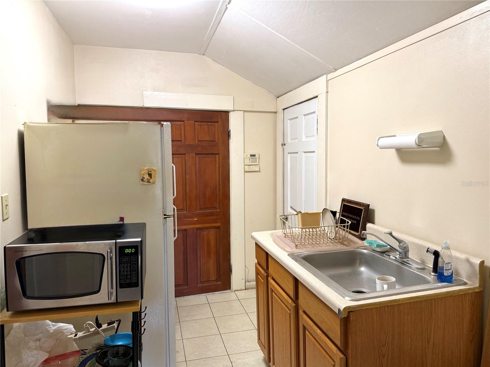 WASHINGTONS - Commercial Sale