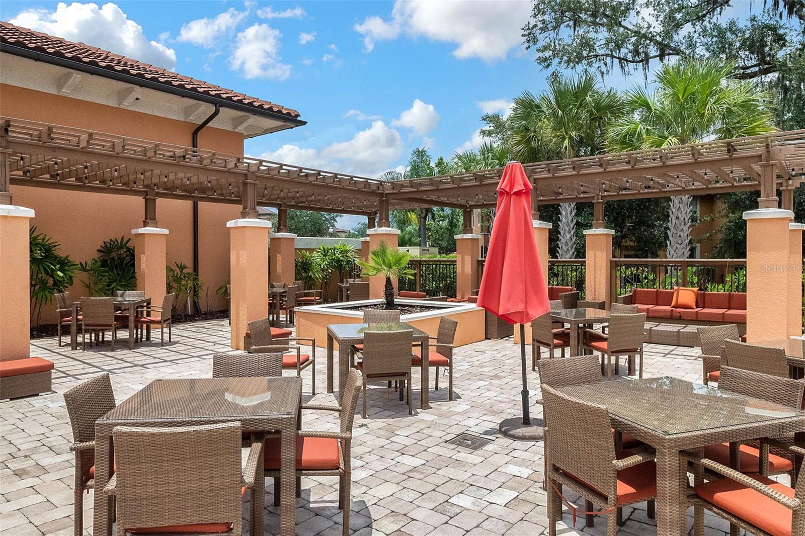 REGAL OAKS - Residential