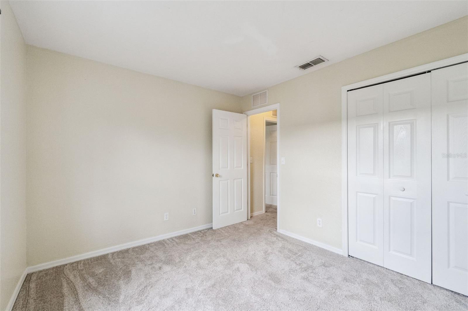 REGAL OAKS - Residential