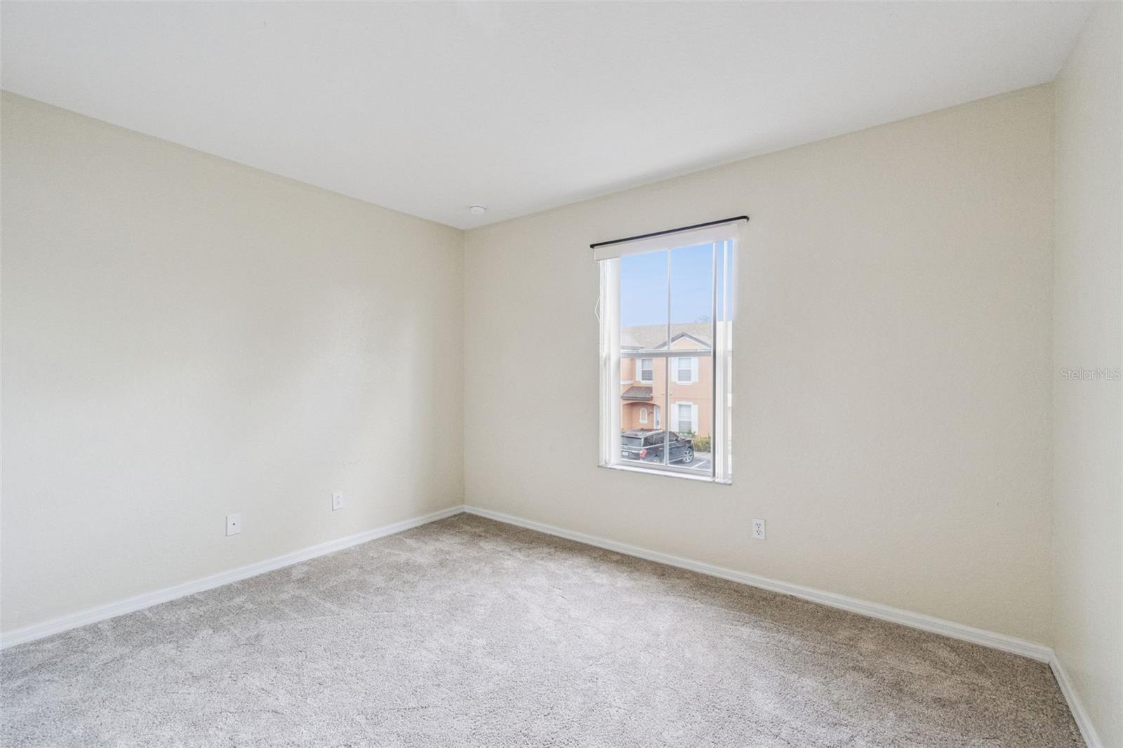 REGAL OAKS - Residential
