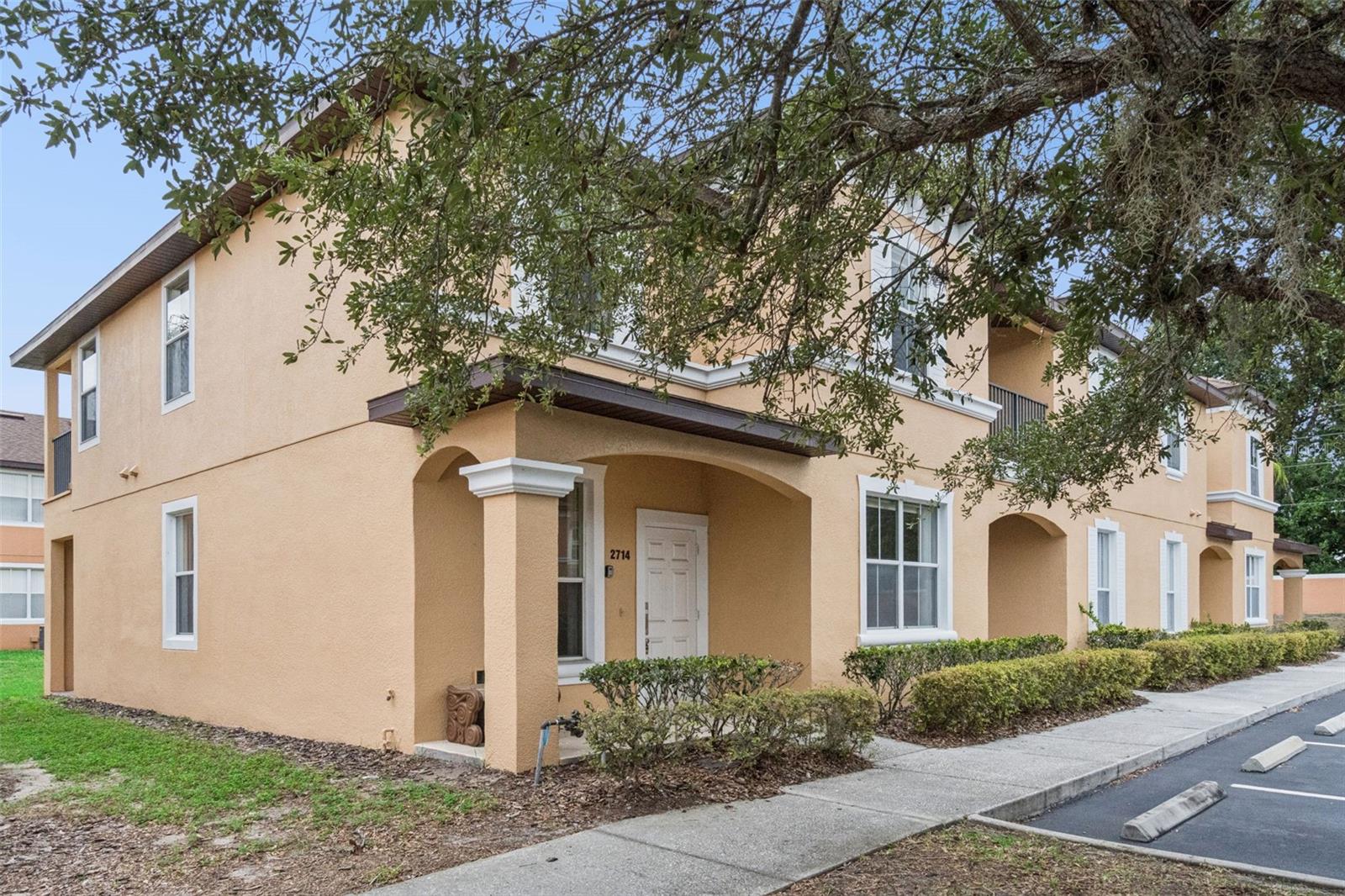 REGAL OAKS - Residential